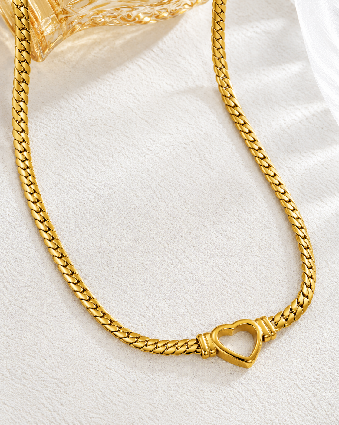 Gold Plated Heart Link Chain Necklace for Women - product image 4