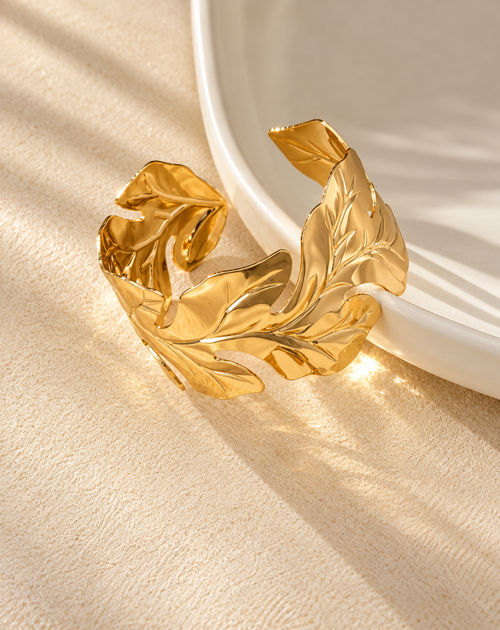 Gold Plated Sculpted Botanical Leaf Cuff Bangle for Women - product image 4