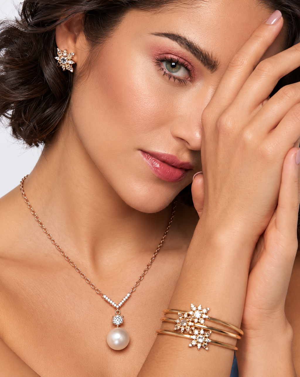 Rose Gold Plated Pearl & Crystal Pendant Necklace for Women - product image 2