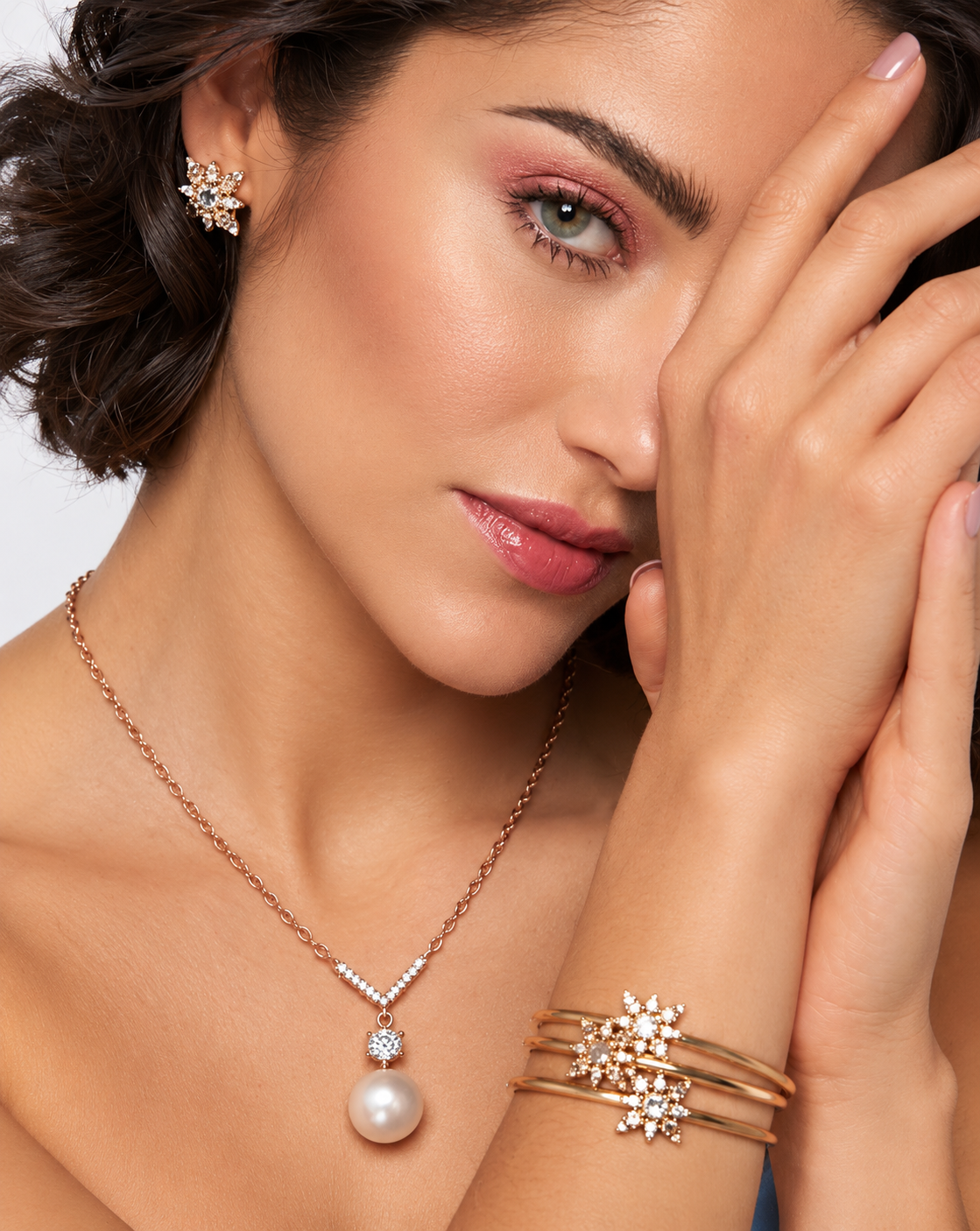 Rose Gold Plated Pearl & Crystal Pendant Necklace for Women - product image 2