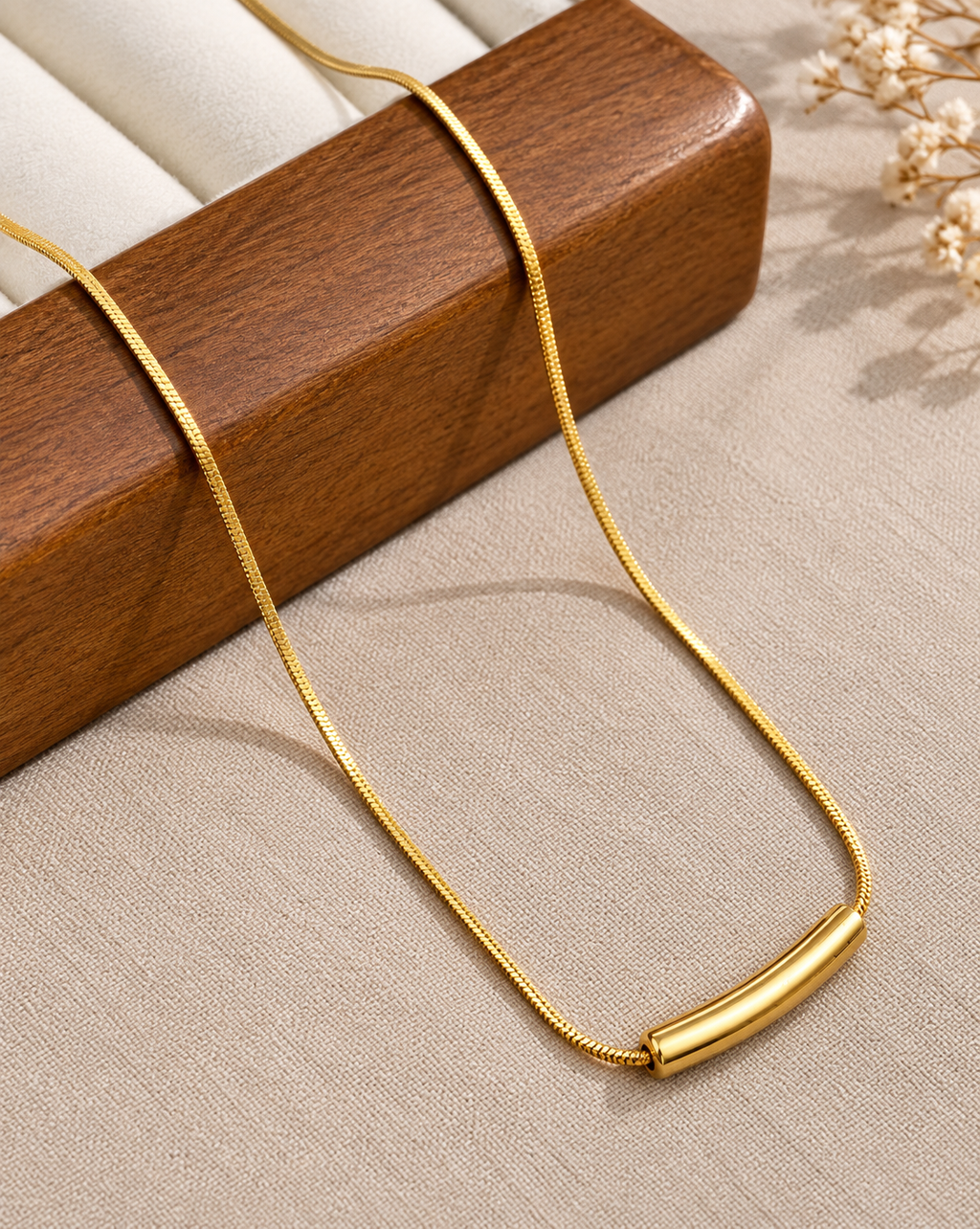 Gold Plated Curved Bar Pendant Necklace for Women - product image 4