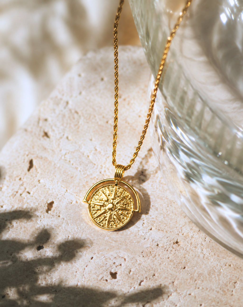 Relief-Carved Geometric Pendant Necklace | Gold & Silver