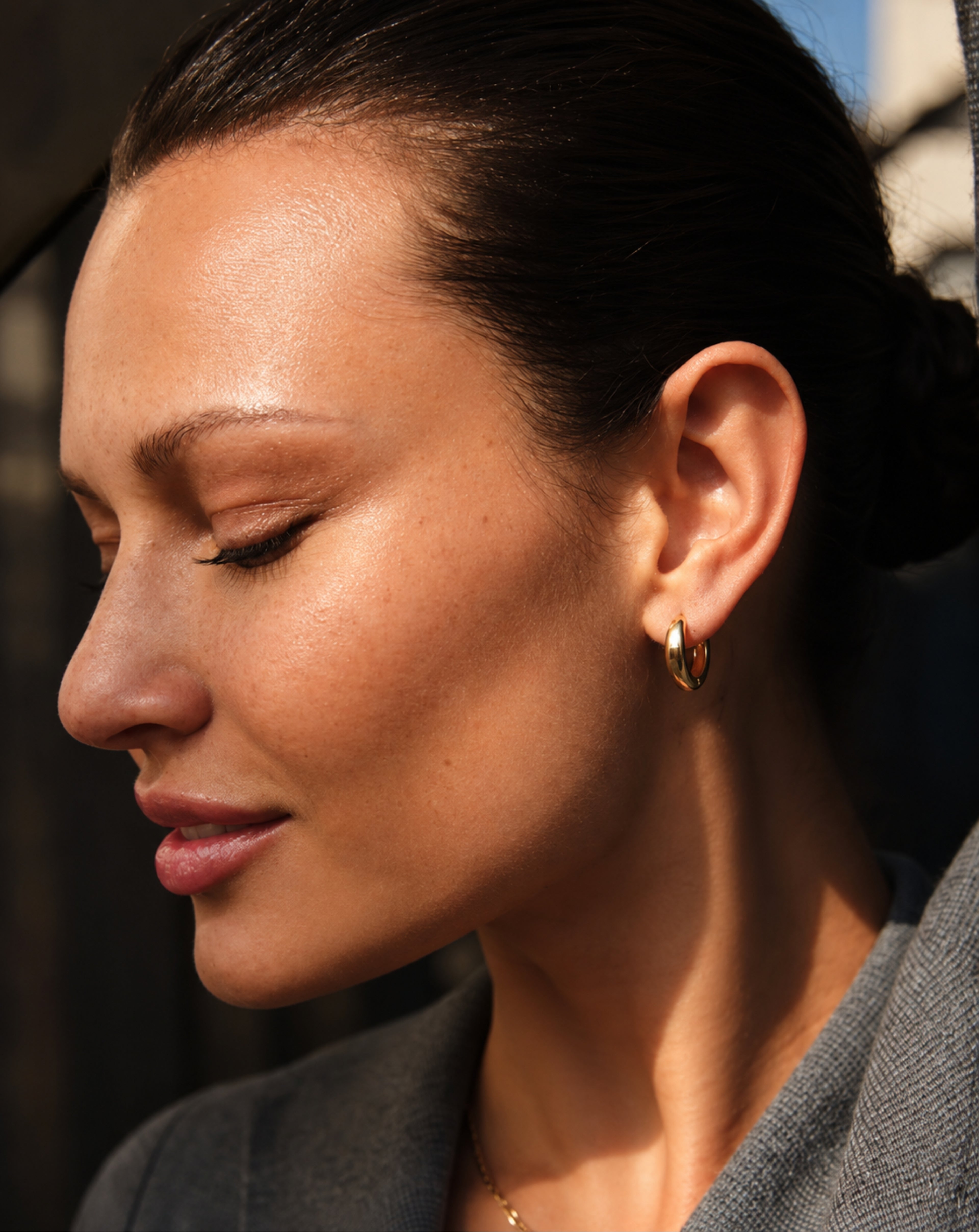 Round smooth earring
