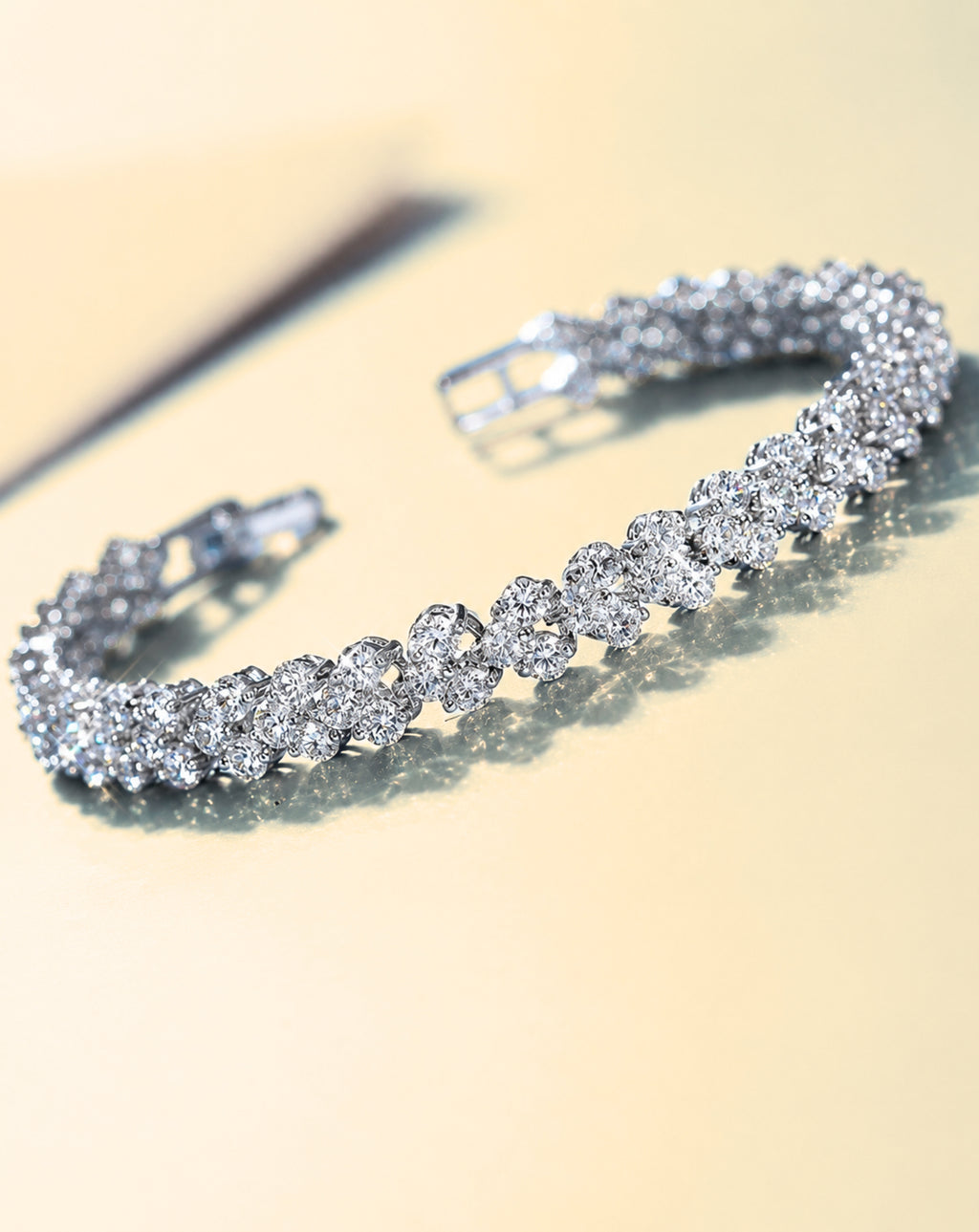 Zircon Flower Tennis Bracelet | Gold-Plated Copper | Women's Bracelet