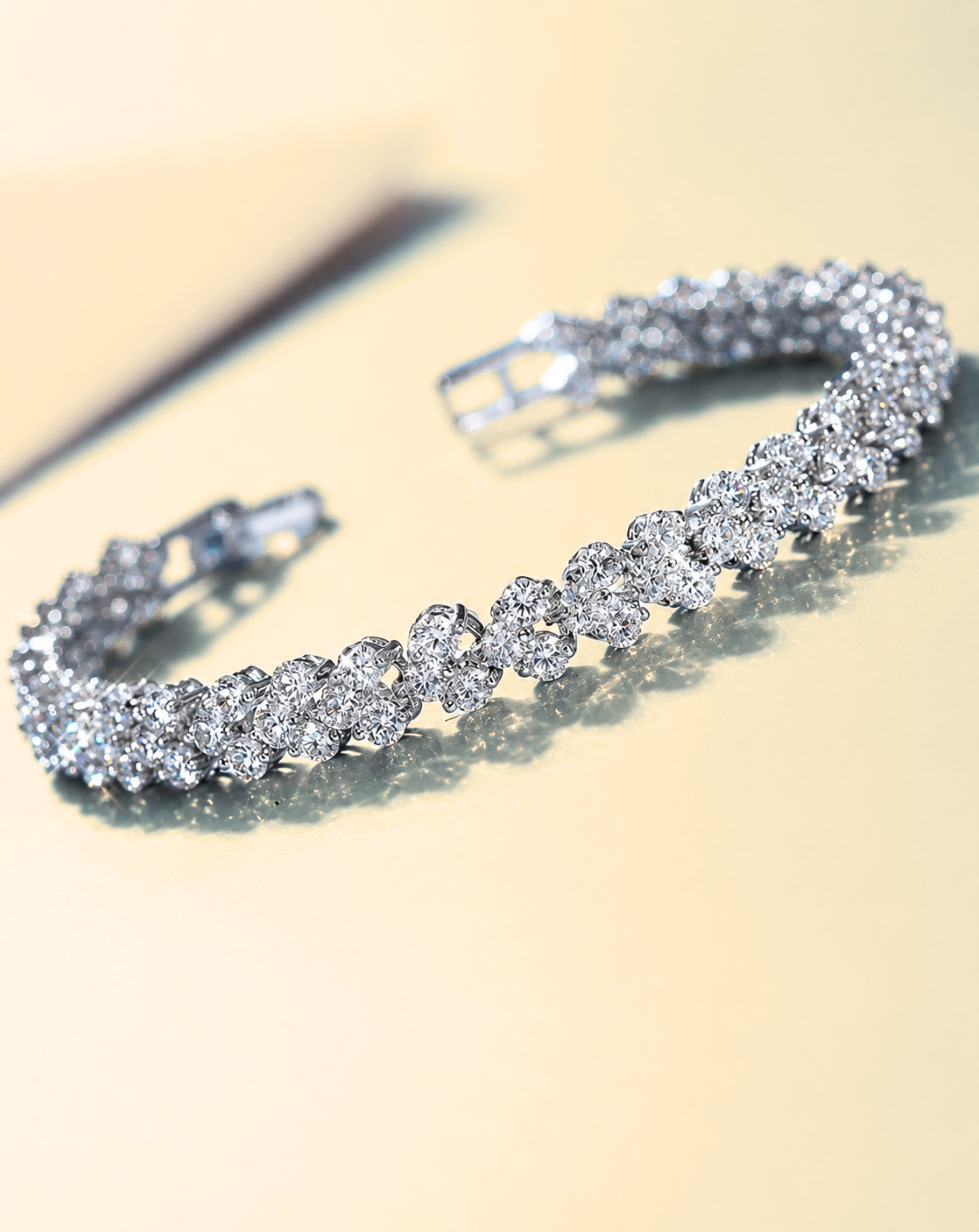 Zircon Flower Tennis Bracelet | Gold-Plated Copper | Women's Bracelet