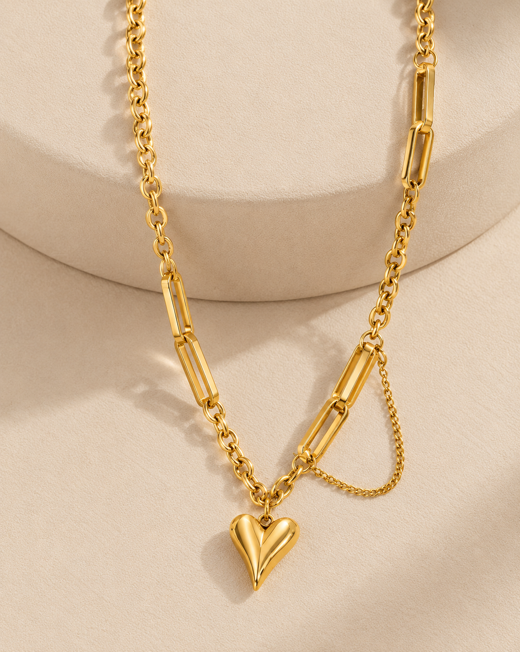 Gold Plated Paperclip Heart Pendant Necklace for Women - product image 4