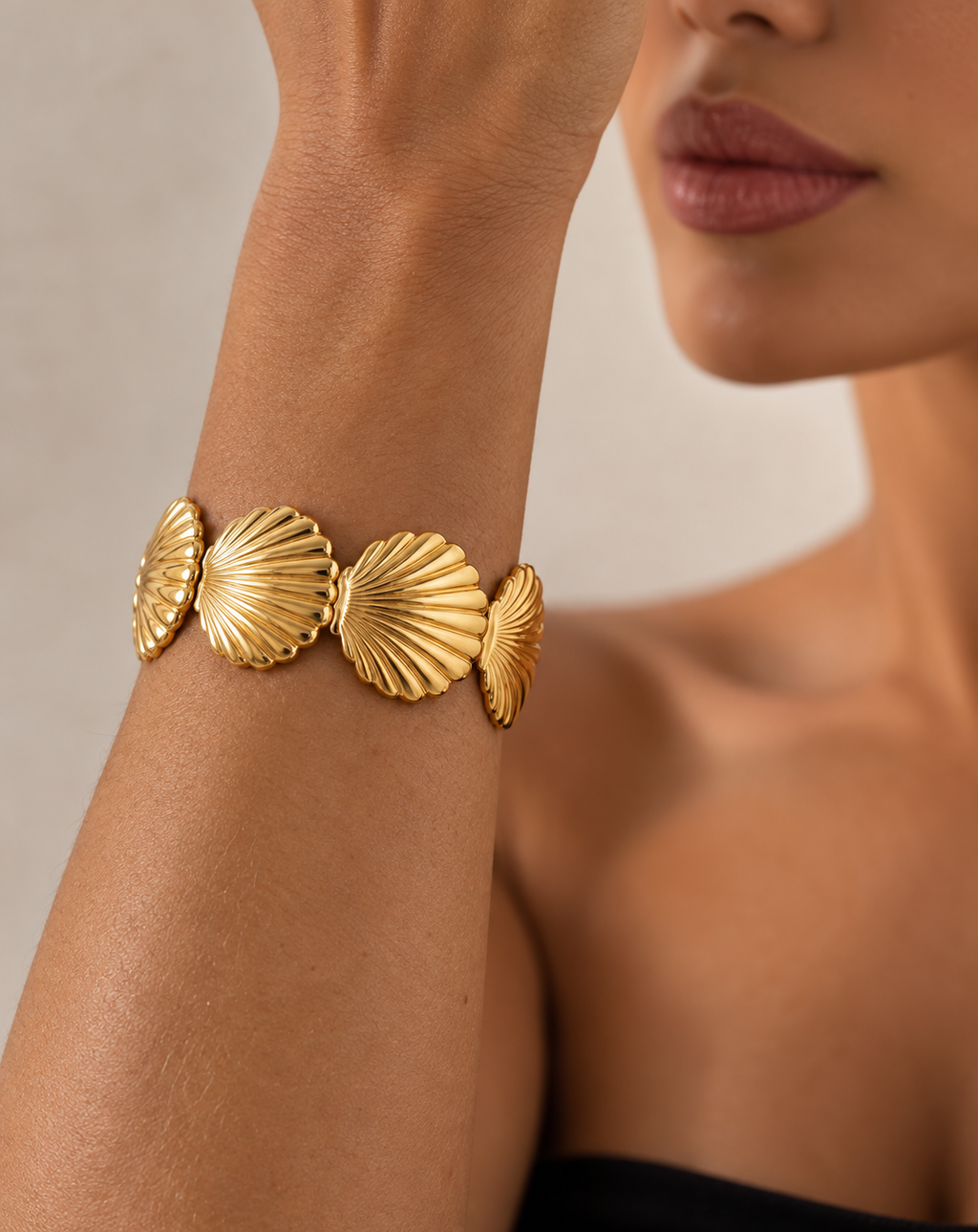 Gold Plated Sculpted Shell Cuff Bangle for Women - product image 2