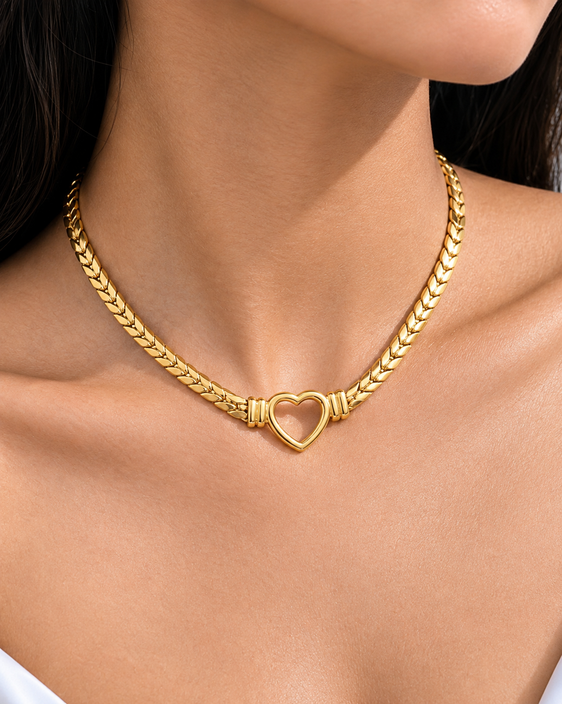 Gold Plated Heart Link Chain Necklace for Women - product image 3