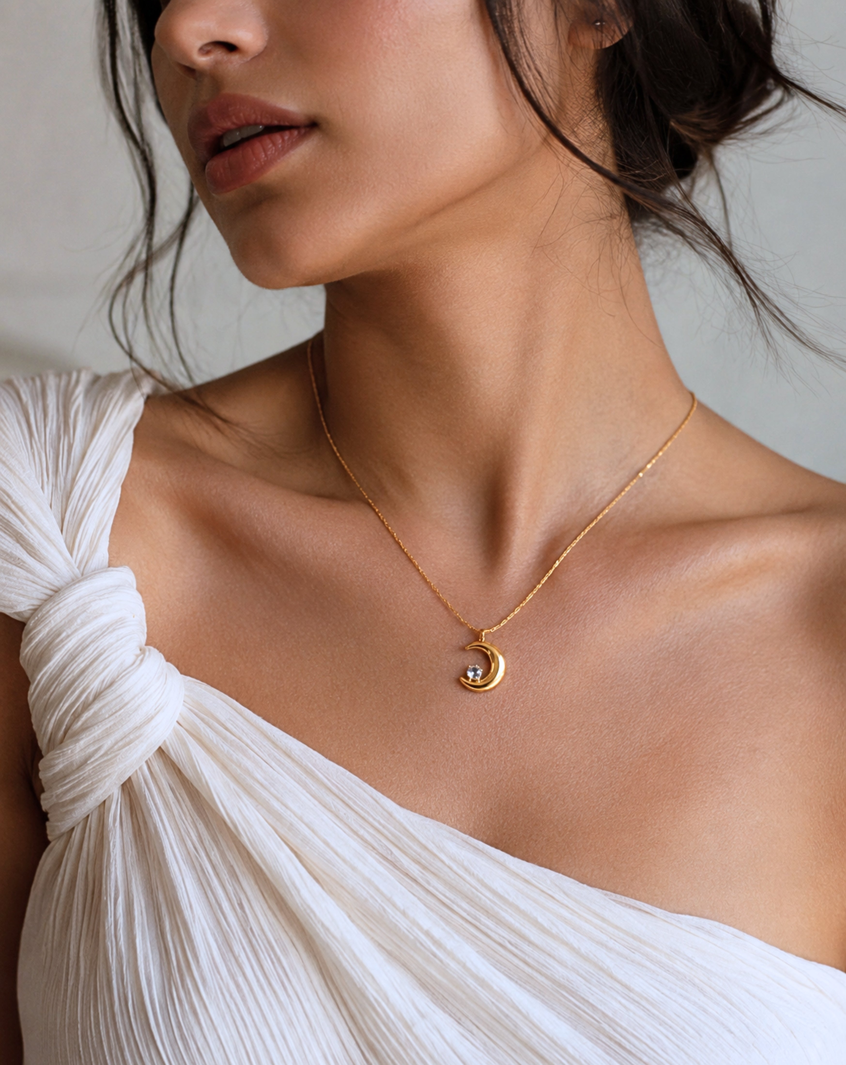 Moon Phase Pendant Necklace for Women | Gold & Silver